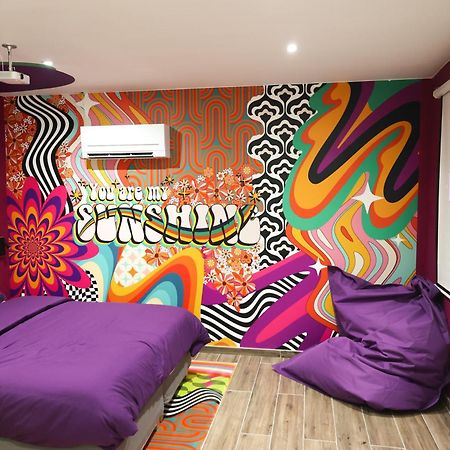 Capsule Groovy-Jacuzzi-Sauna-Billard-Netflix- Nintendo Switch & Jeux Mons Bagian luar foto