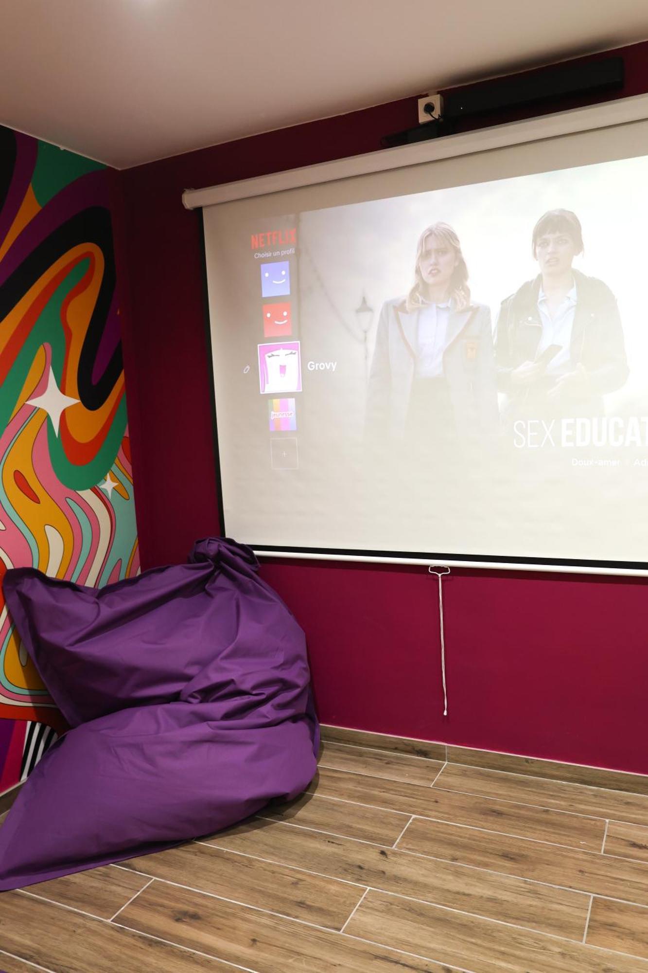 Capsule Groovy-Jacuzzi-Sauna-Billard-Netflix- Nintendo Switch & Jeux Mons Bagian luar foto
