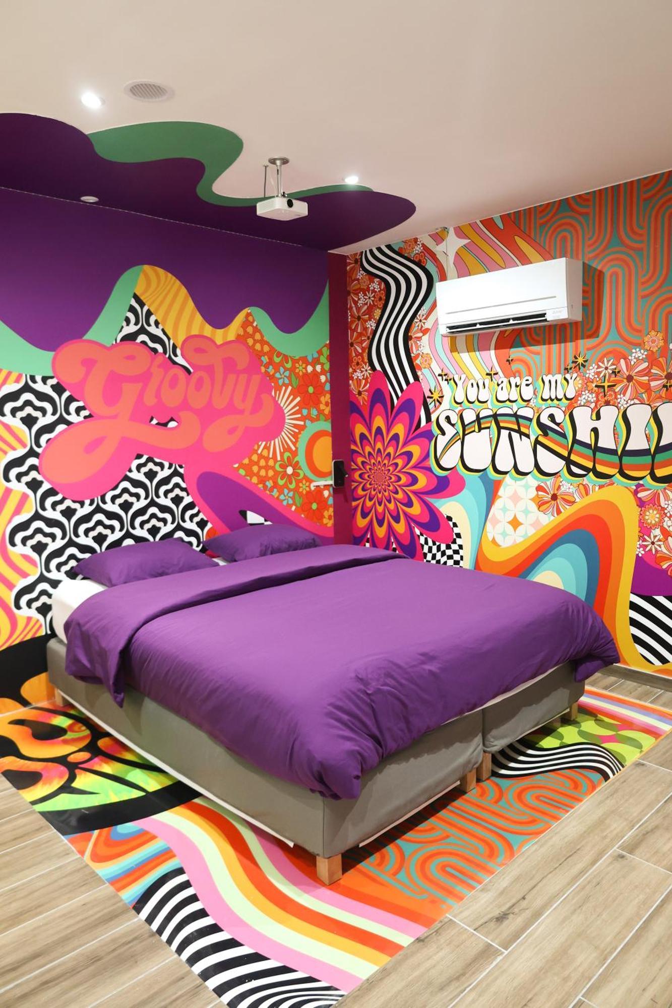 Capsule Groovy-Jacuzzi-Sauna-Billard-Netflix- Nintendo Switch & Jeux Mons Bagian luar foto